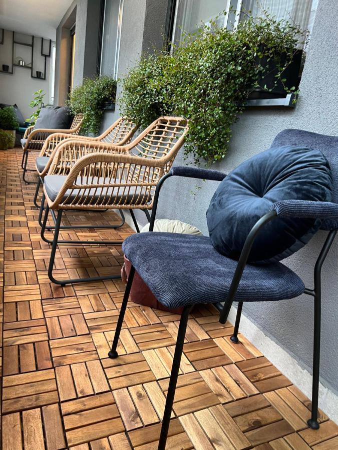 Astra Urban Garden Apartment, 2 Garage Parking Spaces زغرب المظهر الخارجي الصورة