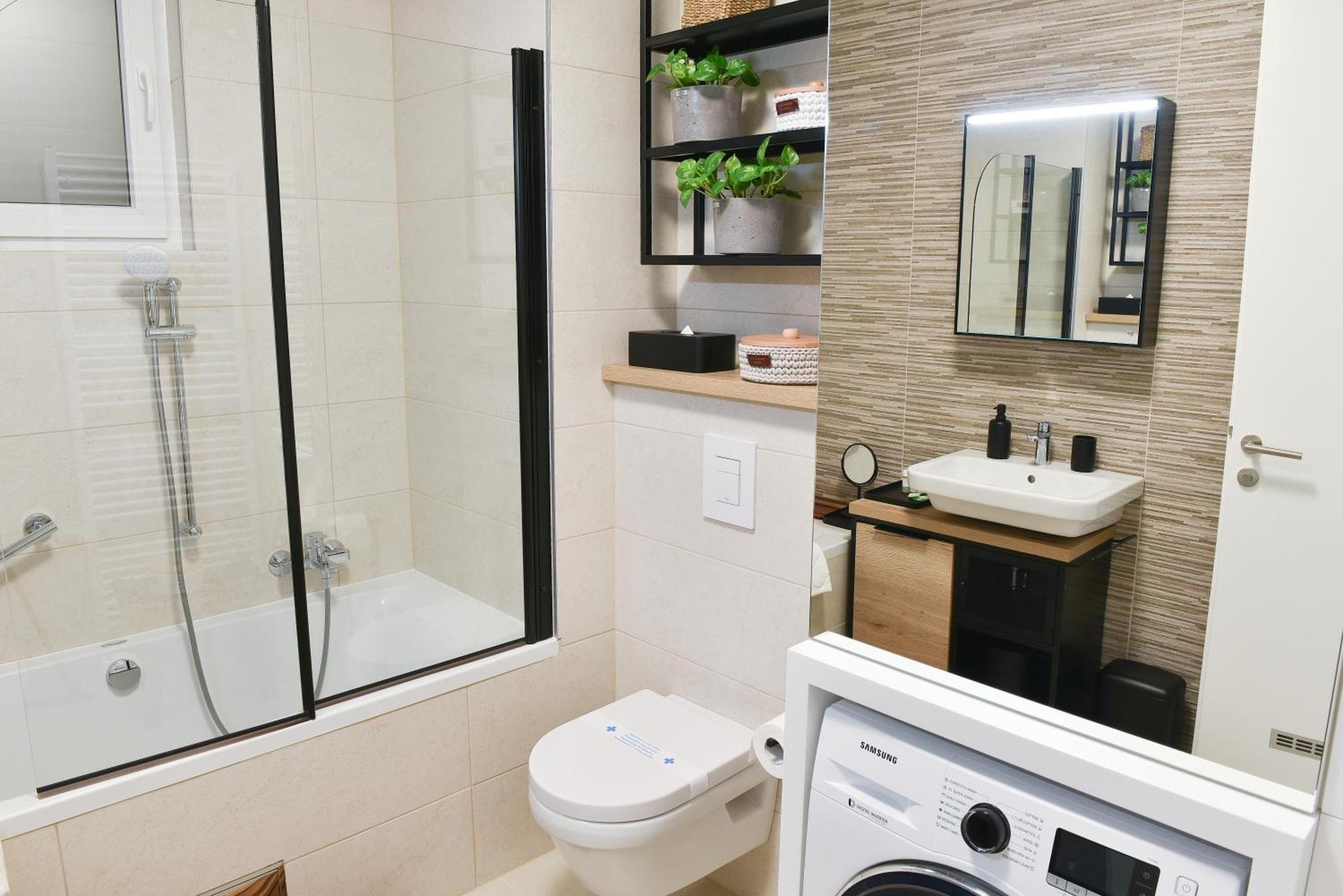 Astra Urban Garden Apartment, 2 Garage Parking Spaces زغرب المظهر الخارجي الصورة